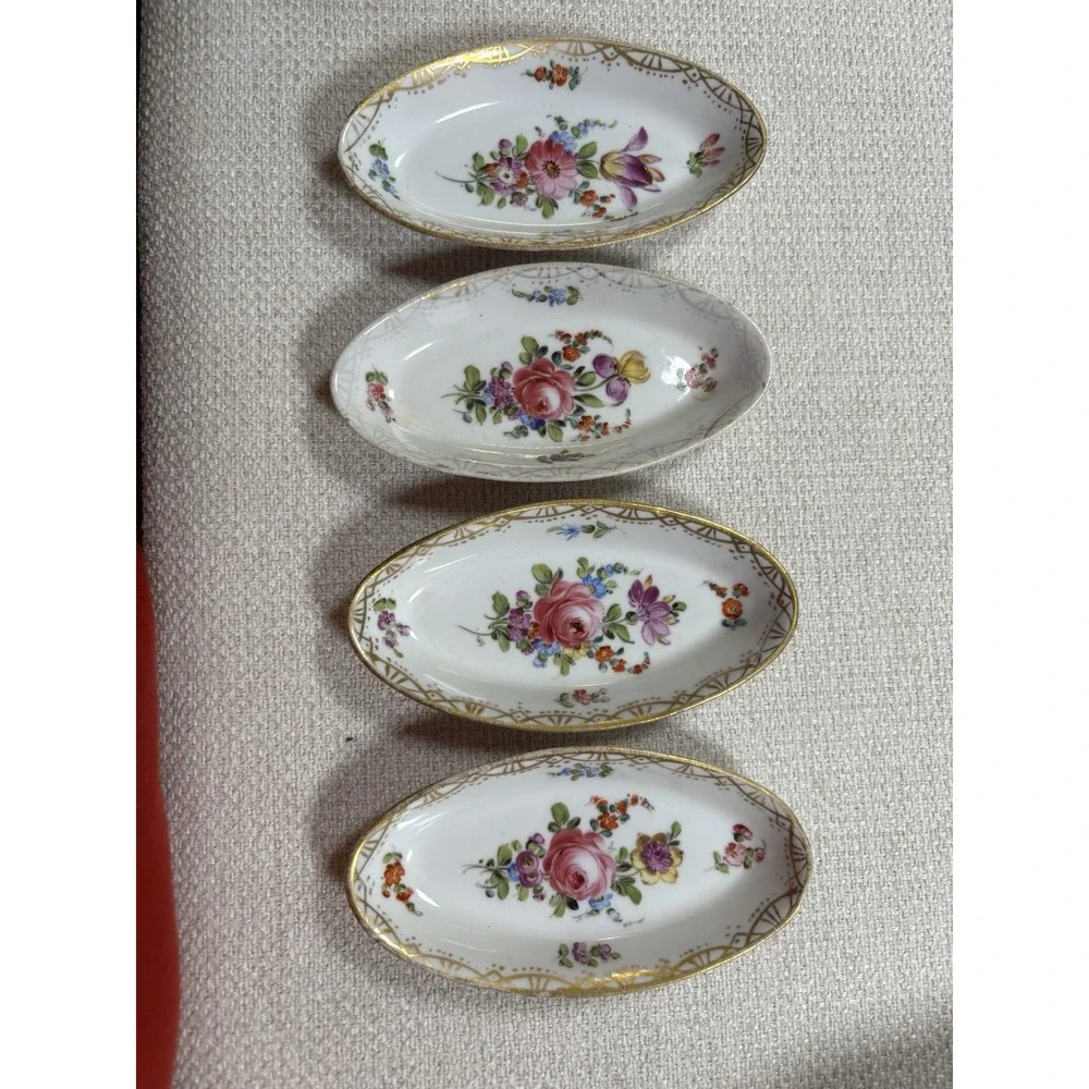 Vintage Dresden Handmalerei Porcelain Oval Open Salts Nut Dishes Hand Painted⁠ 4